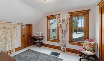 804 S Jackson St, Auburn, IN 46706