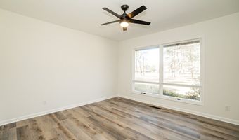 4912 Holly Hill Rd, Albany, GA 31721