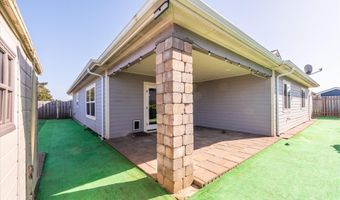 937 Carter St SW, Bandon, OR 97411