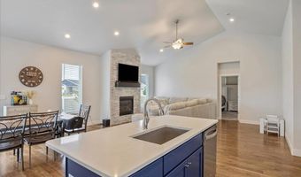 2200 ARROWLEAF Dr, Cheyenne, WY 82007