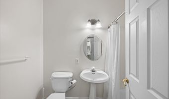7016 FAWN TRAIL Ct, Bethesda, MD 20817