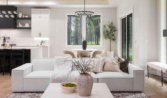 7458 E Duke Ln, Athol, ID 83801