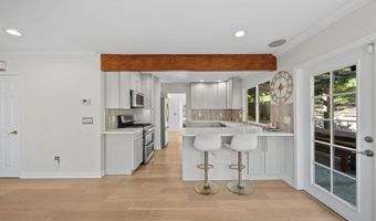 30729 Lakefront Dr, Agoura Hills, CA 91301