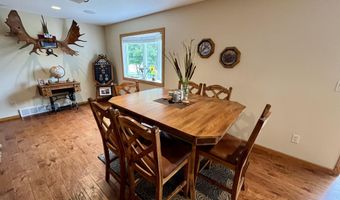1726 Arthurs Ct, Aberdeen, SD 57401