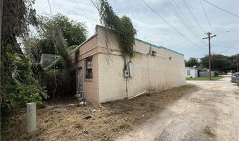 106 E 1st St, Alice, TX 78332