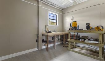 855 Dove Blvd, Bay St. Louis, MS 39520
