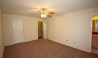 1205 22nd St, Bentonville, AR 72712
