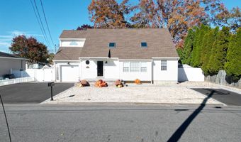 1008 Anchor Ave, Beachwood, NJ 08722