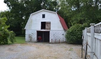 409 E. Elm St, Albion, IL 62806
