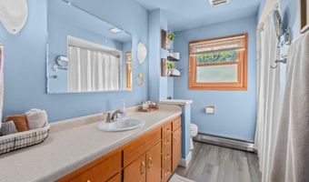 1343 W FRANKLIN St, Appleton, WI 54914