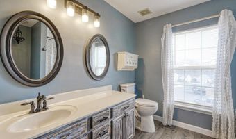 125 Condor Pl, Boiling Springs, SC 29316