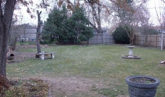 912 NE 10th Ave, Aberdeen, SD 57401