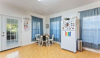 202 Oak St, Anderson, MO 64831