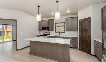 2405 E Tinley St, Brandon, SD 57005