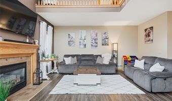 4212 Devonshire Ct, Akron, OH 44321