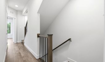 6924 ROCKLEDGE Dr, Bethesda, MD 20817