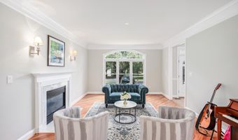 9304 WILDOAK Dr, Bethesda, MD 20814