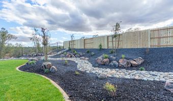 20219 Solomon Peak Dr, Anderson, CA 96007