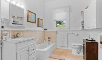 44-641 HOOLAUNA Loop, Honokaa, HI 96727