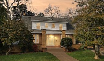 107 GREENVILLE St, Abbeville, SC 29620