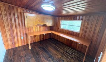 493 Mcduff Dr, Alford, FL 32420