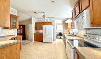 250 S PORT ROYAL Ln, Apollo Beach, FL 33572