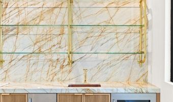 24 Soaring Bird Ct, Las Vegas, NV 89135