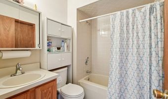 8 Baily Bunion Ct 2, Alloway, NJ 07462