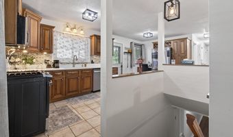 291 W Davis St, Bloomfield, IN 47424