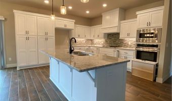 3607 SW Carter Rd, Bentonville, AR 72713