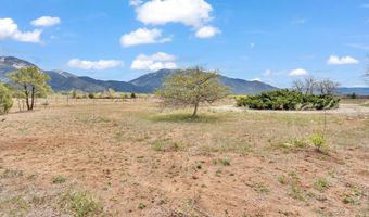 553 Hondo Seco Rd, Arroyo Seco, NM 87514