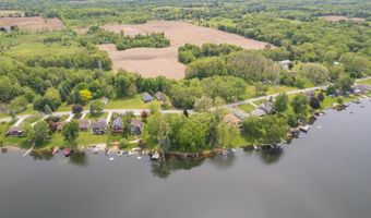 25 S Shore Dr, Addison, MI 49220