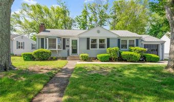 30 Winthrop St, East Providence, RI 02915