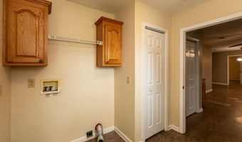133 Lake Lure Cir, Alma, GA 31510