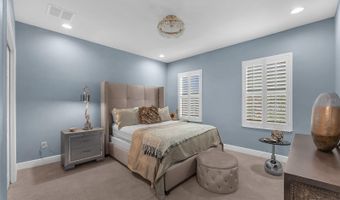 322 WINTERSIDE Dr, Apollo Beach, FL 33572