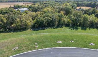 1973 Lexington Ln, North Mankato, MN 56003