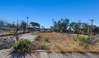 2441 El Molino Ave, Altadena, CA 91001