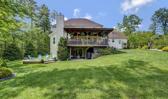 251 Scenic Dr, Blakeslee, PA 18610