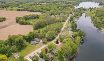 25 S Shore Dr, Addison, MI 49220