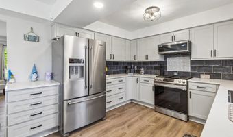 7253 Flamingo Rd, Algonac, MI 48001