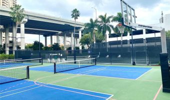 19195 NE 36th Ct 402, Aventura, FL 33180