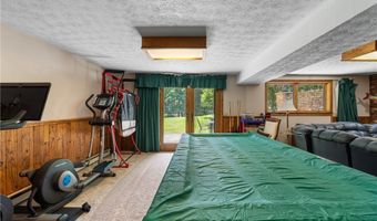 12980 Robinwood St NE, Alliance, OH 44601