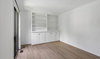 5222 POOKS HILL Rd #E-31, Bethesda, MD 20814