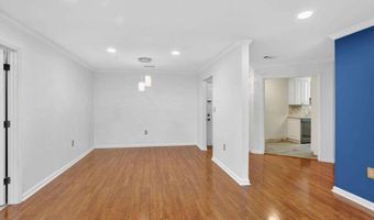 27207 Plantation Dr NE, Atlanta, GA 30324