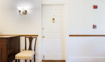 20 Berkeley Ave 2, Newport, RI 02840