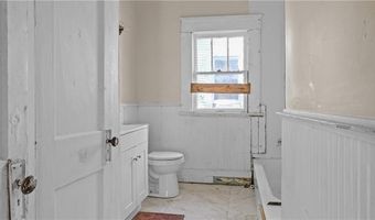 2242 NOBLE St, Alexandria, LA 71301