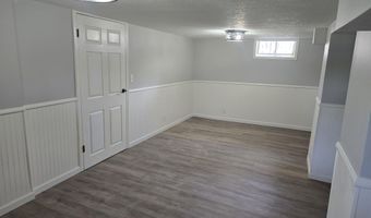 216 Carlin St, Auburn, IN 46706