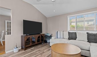 10 Denver Ave, Cranston, RI 02905
