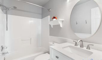 126 Arlington Sq, Ashland, VA 23005