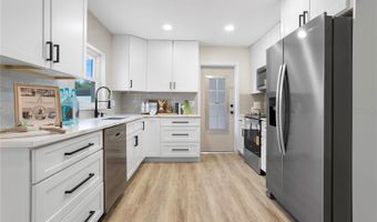 742 CANOVIA Ave, Orlando, FL 32804
